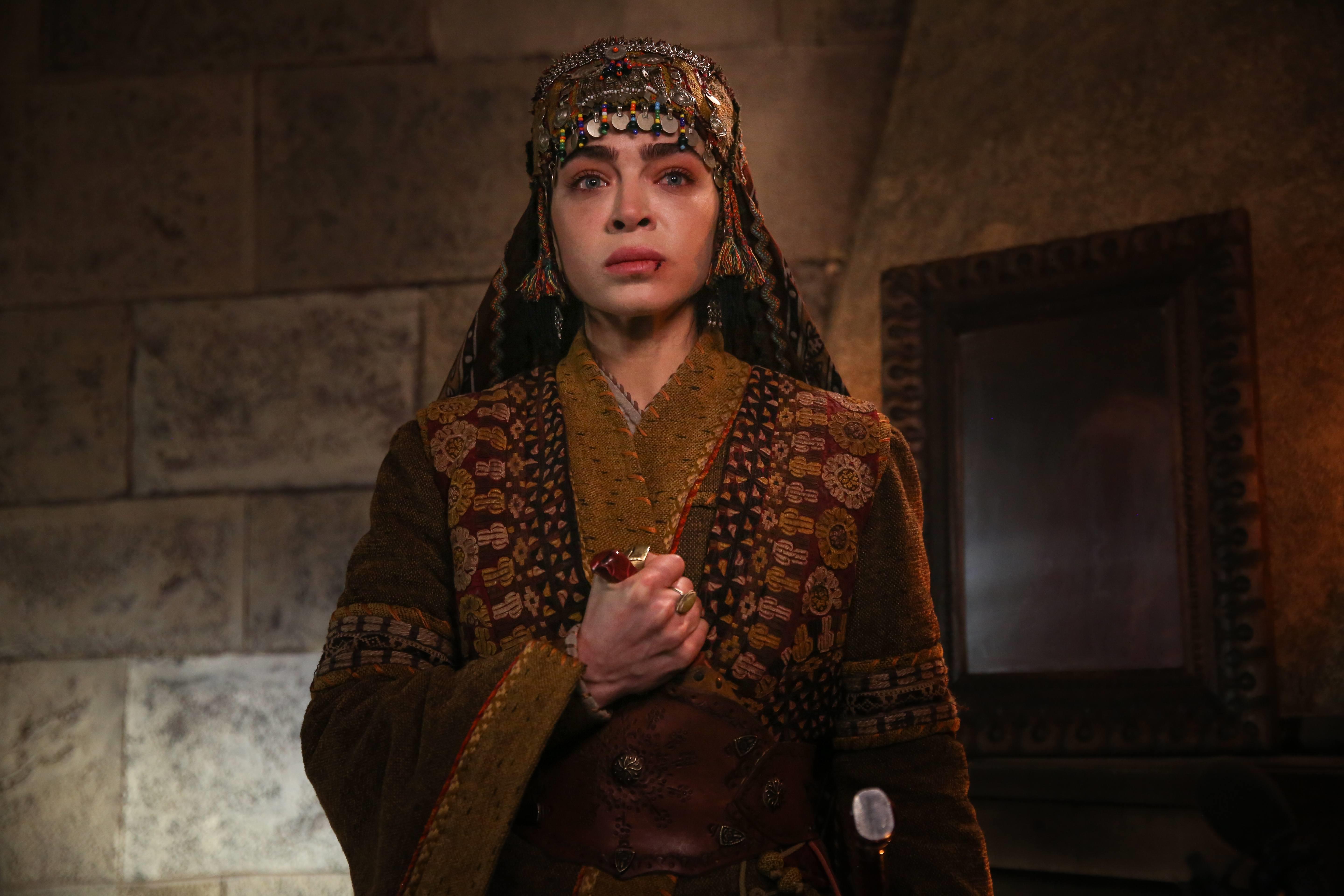 Diriliş Ertuğrul 136. bölüm izle