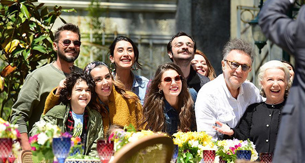istanbullugelin84.jpg