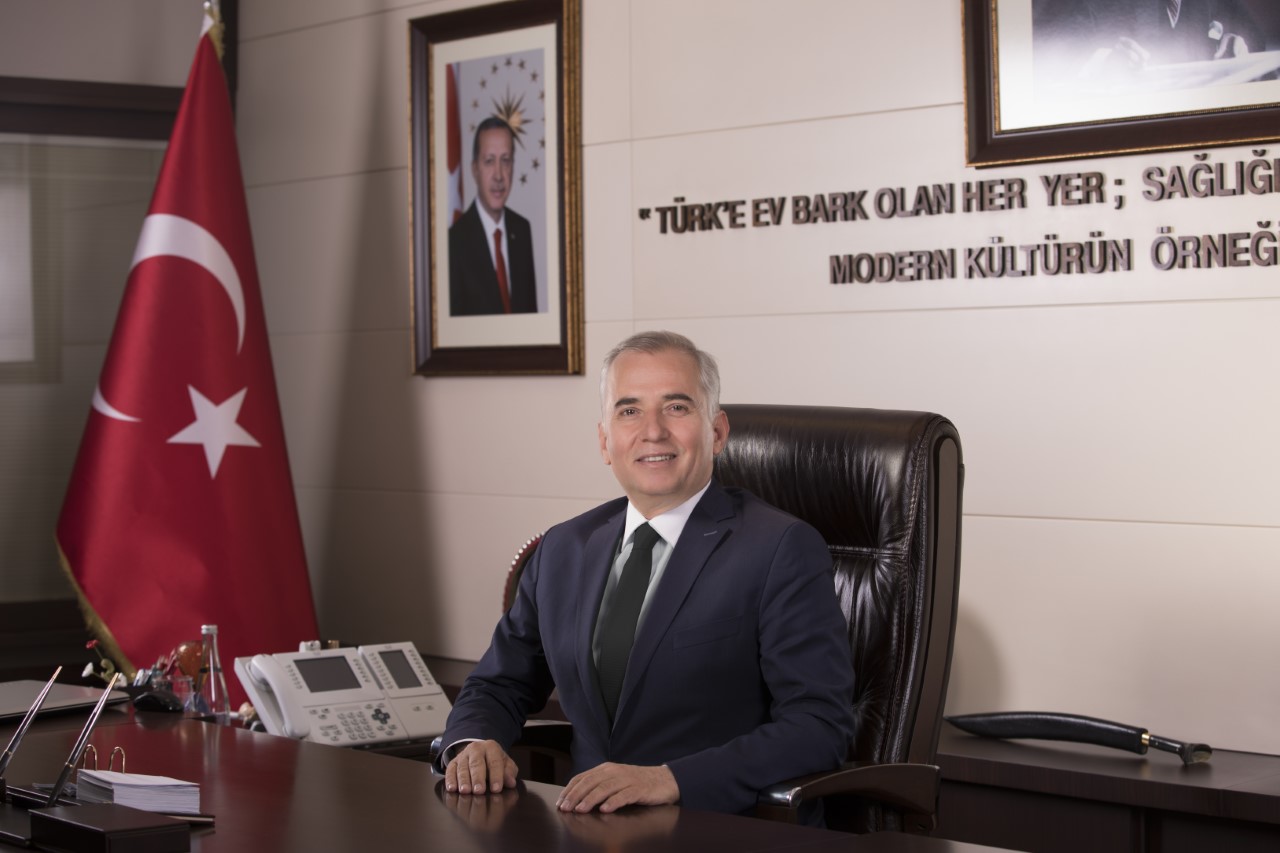 thumbnail_denizli-buyuksehir-belediye-baskani-osman-zolan.jpg
